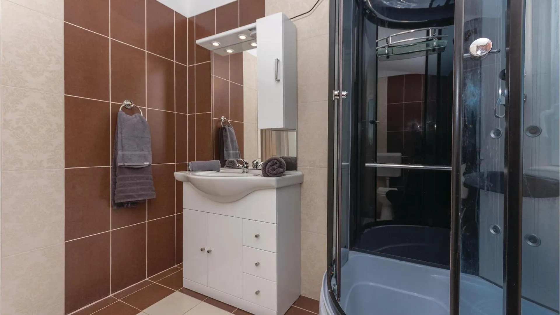 1 Bedroom Stunning Apartment In Biograd Biograd Na Moru