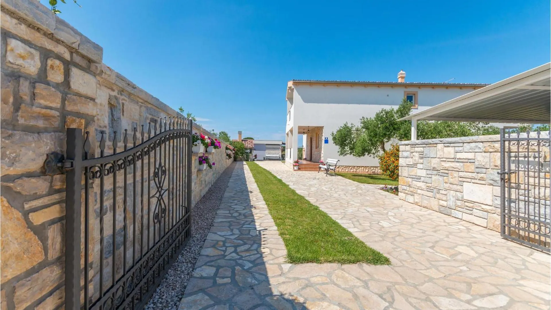 1 Bedroom Stunning Apartment In Biograd Biograd Na Moru Croatia